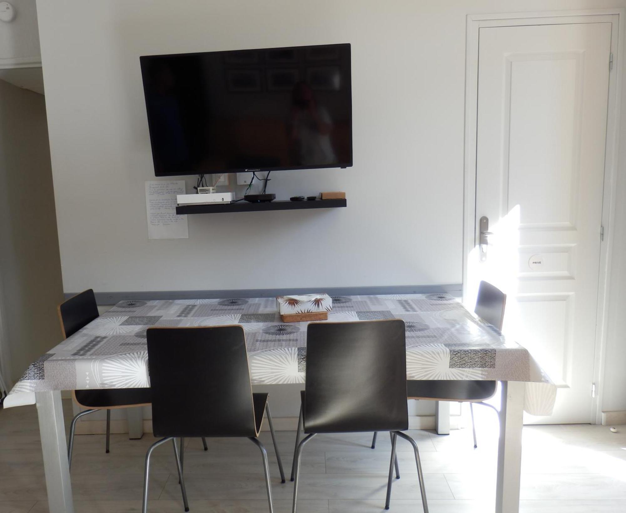 Agreable T2 Au Centre De Luchon Leilighet Bagnères-de-Luchon Eksteriør bilde